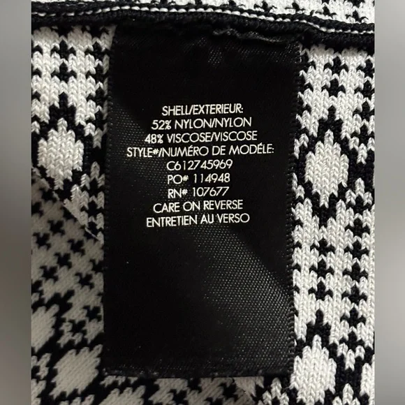 Alice & Olivia Sleeveless Black and White Patterned Fit-and-Flare Dress, Med - Picture 4 of 9